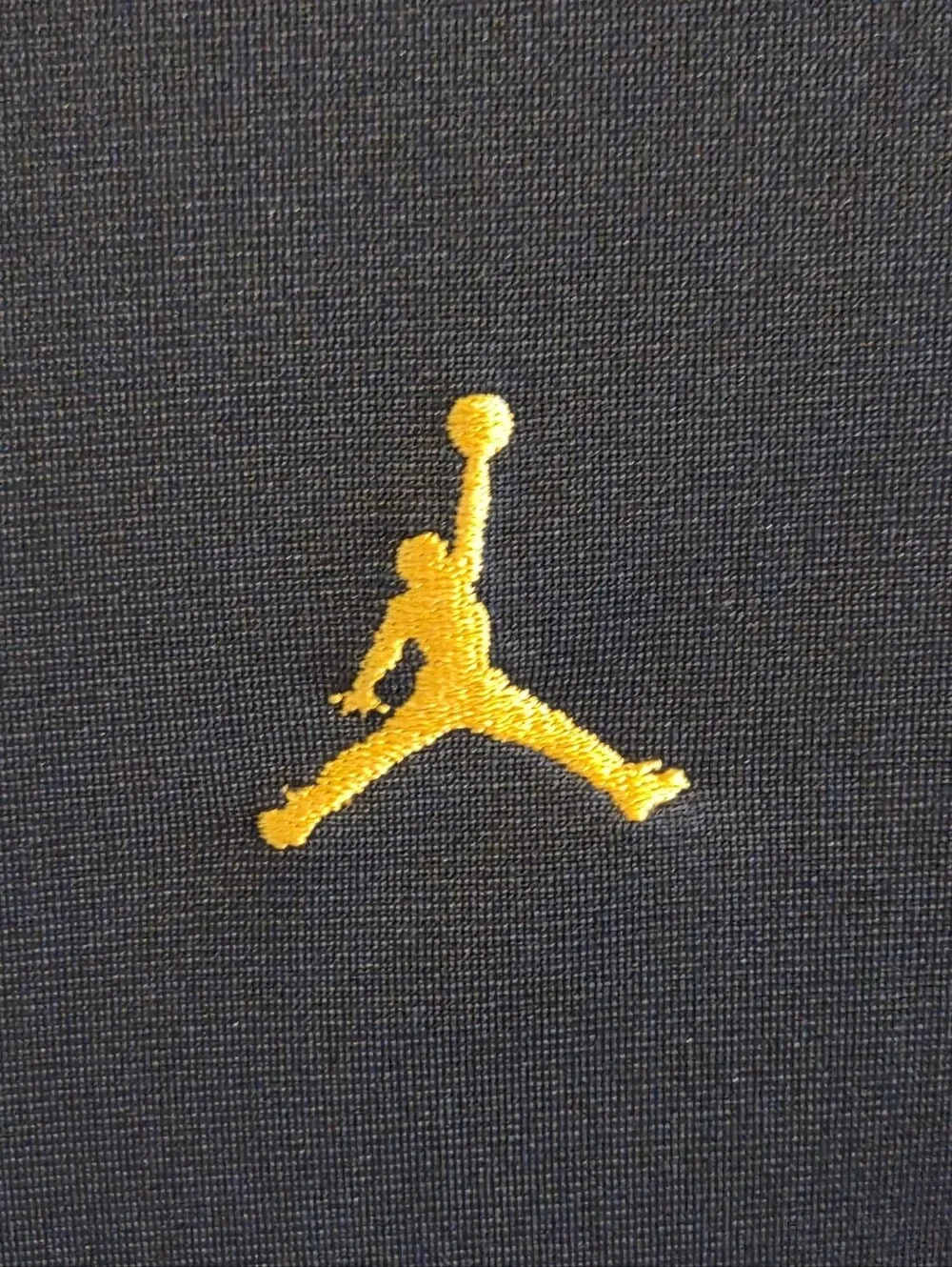 Jordan Brand University of Michigan Dri-Fit 1/4-Zip Size Large - Navy & Gold
